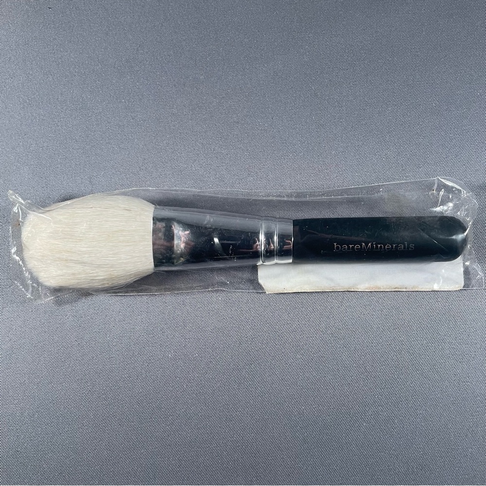 BareMinerals Soft Sweep Cheek Brush